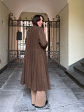 Cappotto marrone a pieghe