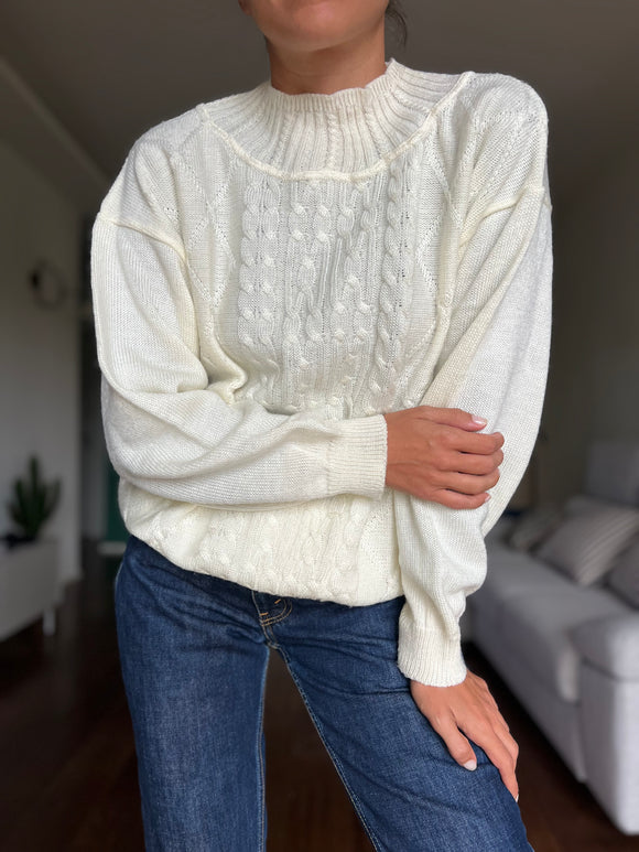 Maglione bianco trecce