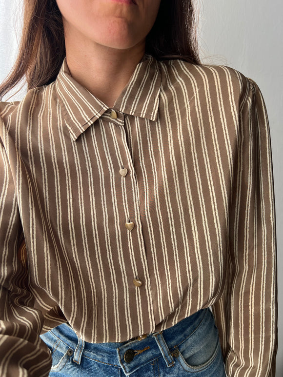 Camicia a righe con bottoni cuori