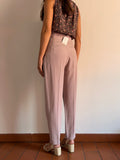 Pantaloni rosa con pince