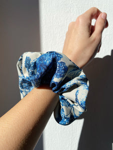 Scrunchie tuile de jouy azzurro